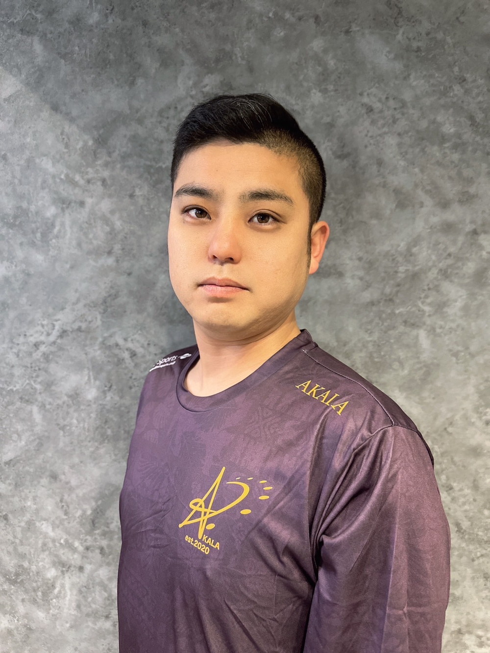 山崎 仁